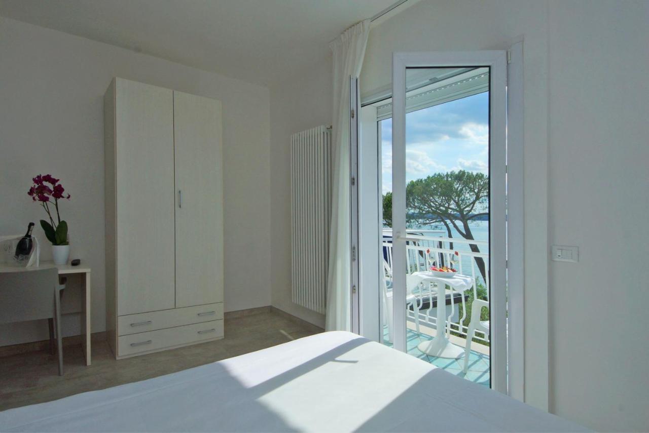 Hotel Saviola Sirmione Szoba fotó