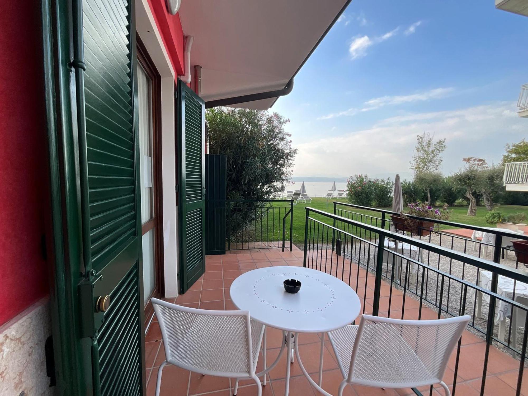 Hotel Saviola Sirmione Kültér fotó