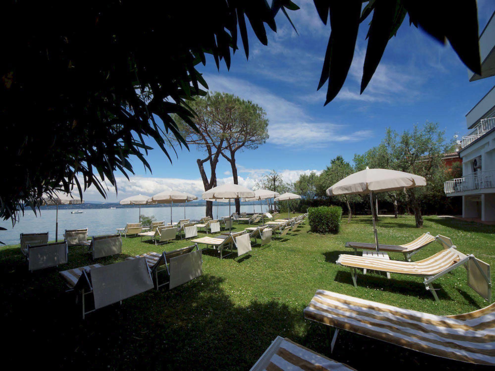 Hotel Saviola Sirmione Kültér fotó