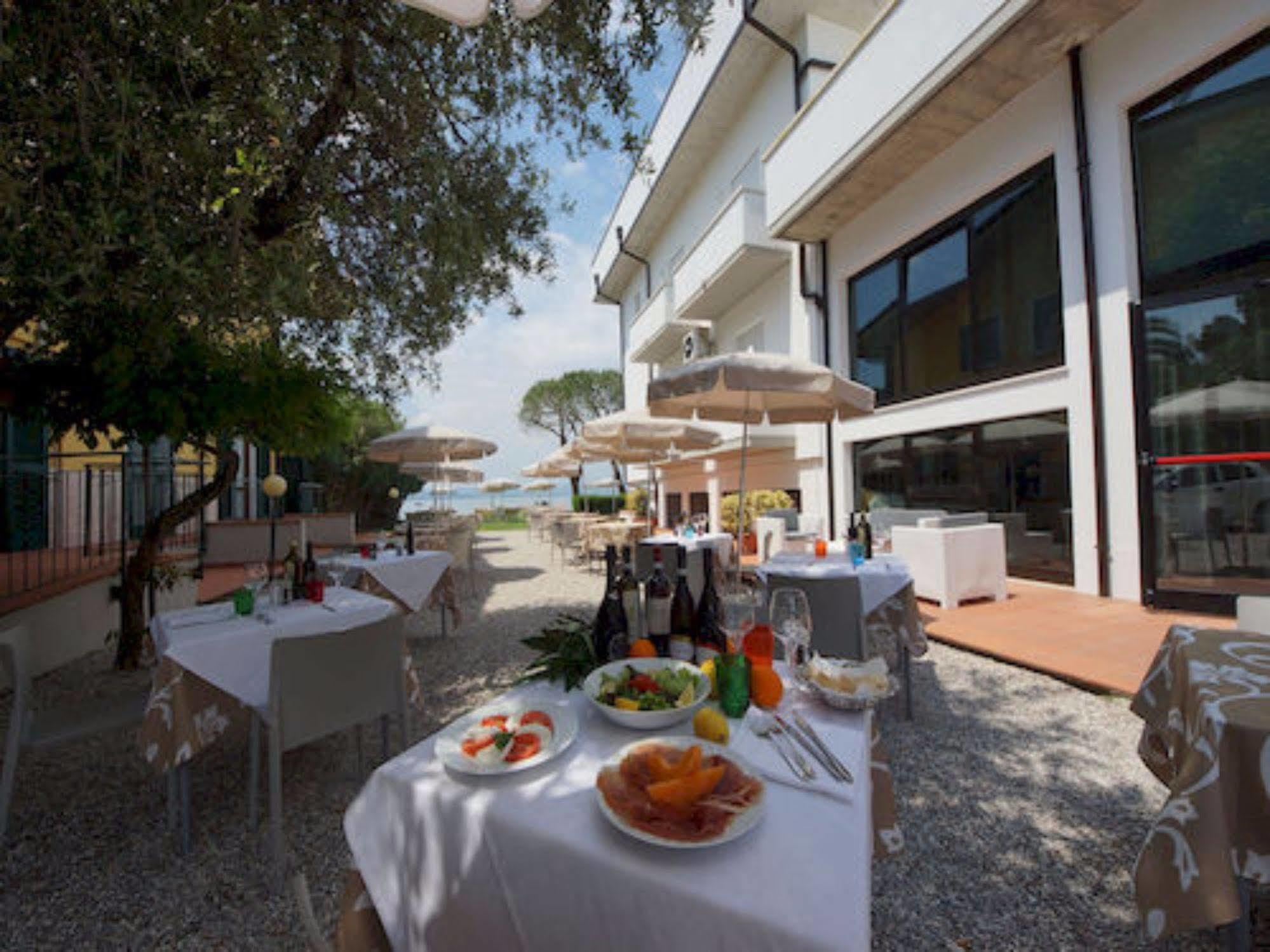 Hotel Saviola Sirmione Kültér fotó